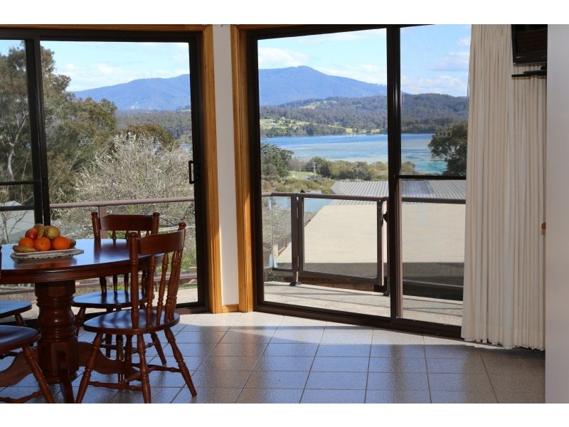 71 Eastaway Avenue, North Narooma NSW 2546