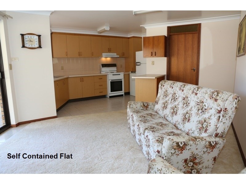 71 Eastaway Avenue, North Narooma NSW 2546