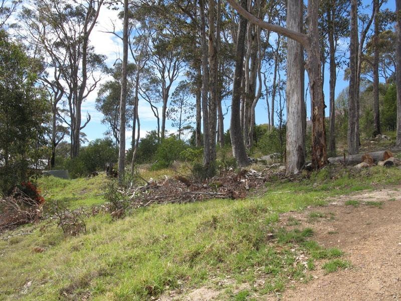 11 Creighton Parade, North Narooma NSW 2546