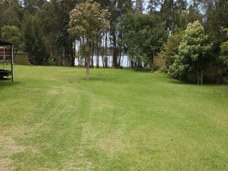 41 Myuna Street, Dalmeny NSW 2546