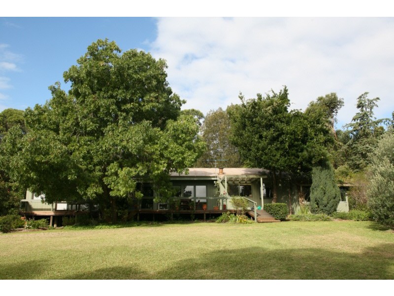 1 Hawdons Cove, Tuross Head NSW 2537