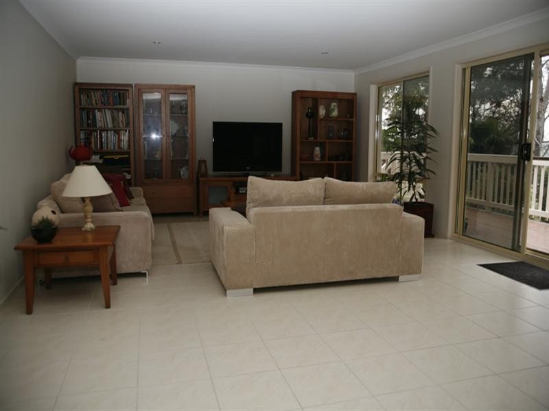 63 Eastaway Avenue, North Narooma NSW 2546