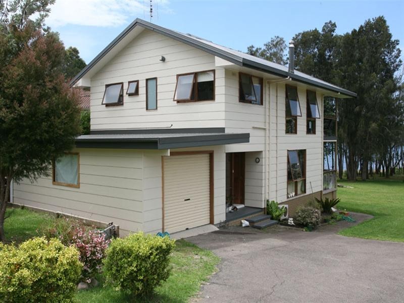 45 Myuna Street, Dalmeny NSW 2546