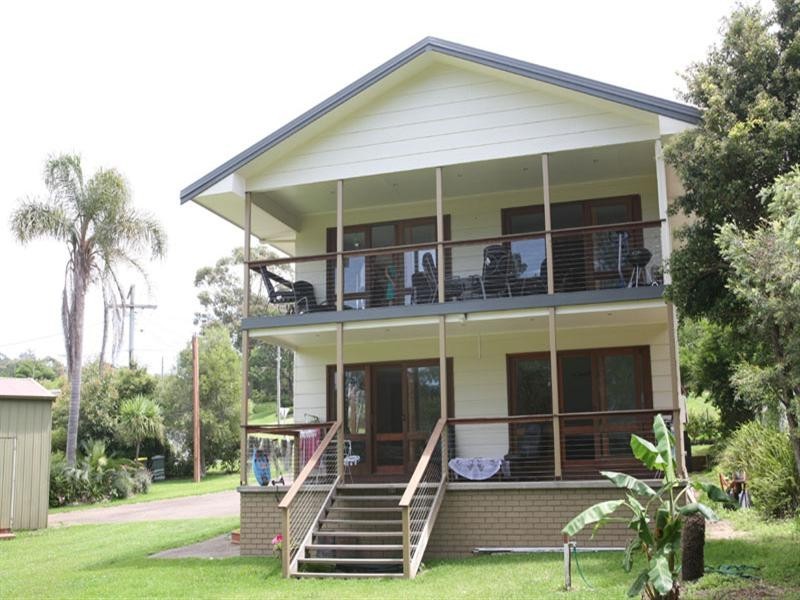 45 Myuna Street, Dalmeny NSW 2546