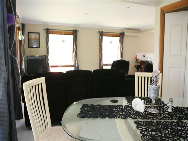 45 Myuna Street, Dalmeny NSW 2546