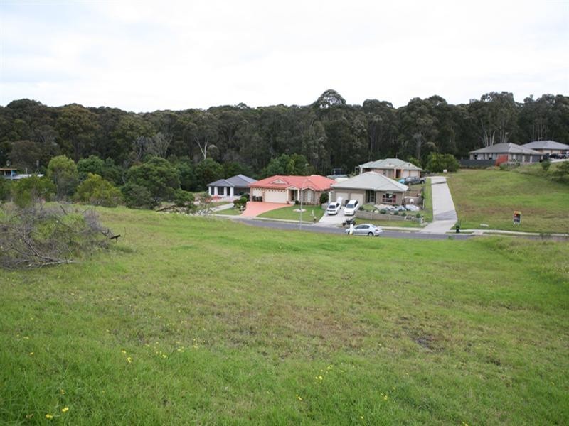 9 Yabbarra Drive, Dalmeny NSW 2546