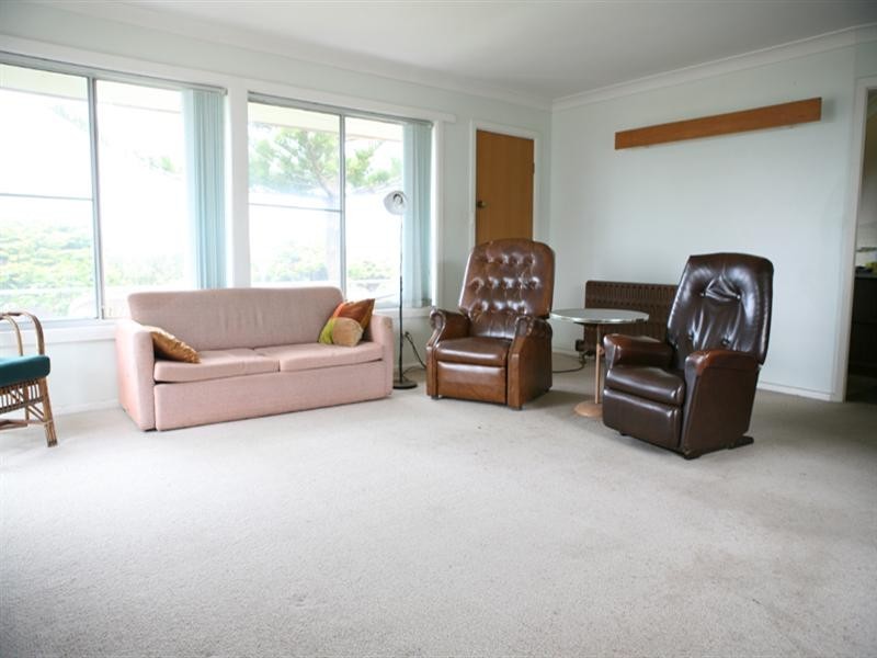 41 Dalmeny Drive, Kianga NSW 2546