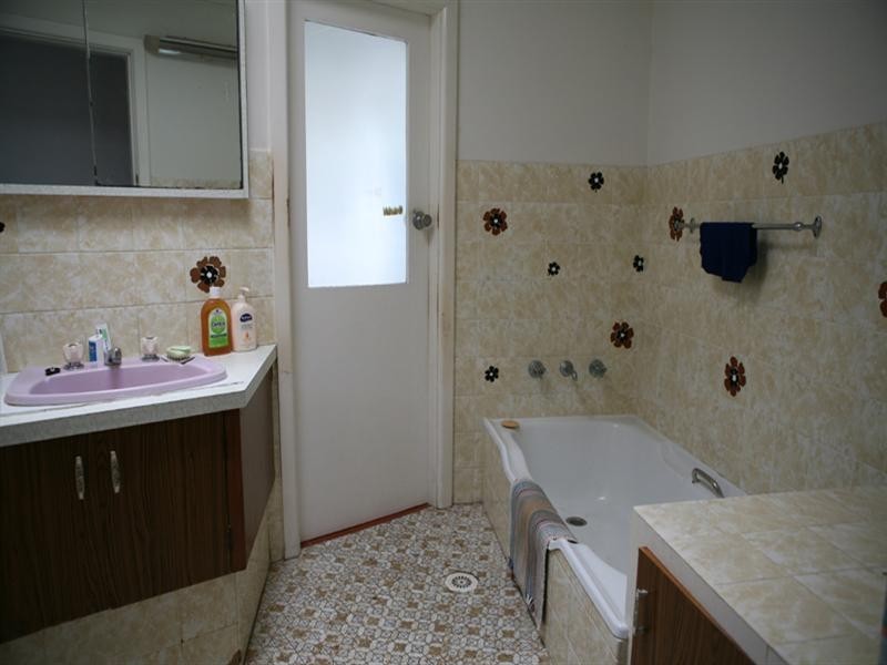 41 Dalmeny Drive, Kianga NSW 2546