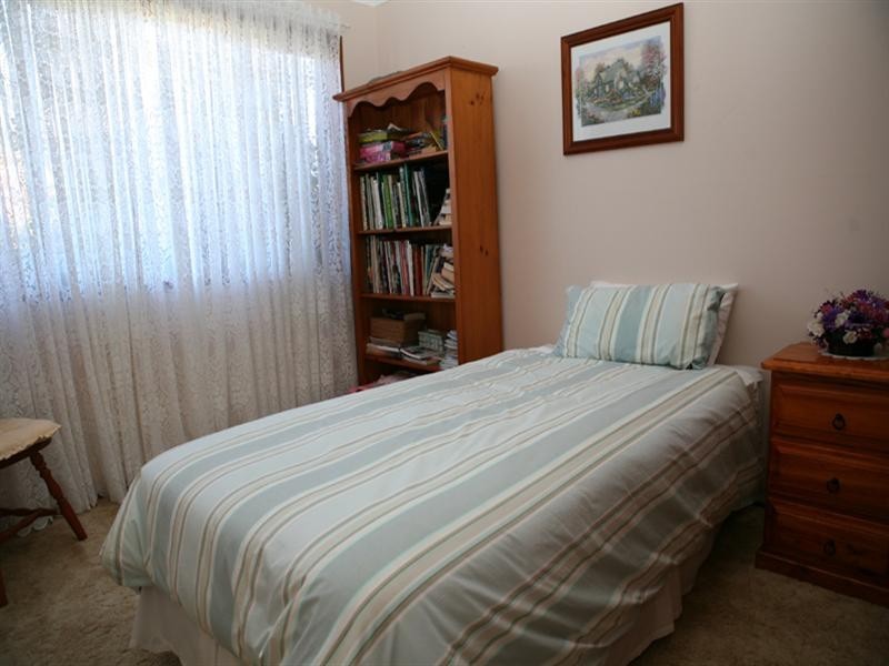 13 Lakeside Drive, Kianga NSW 2546