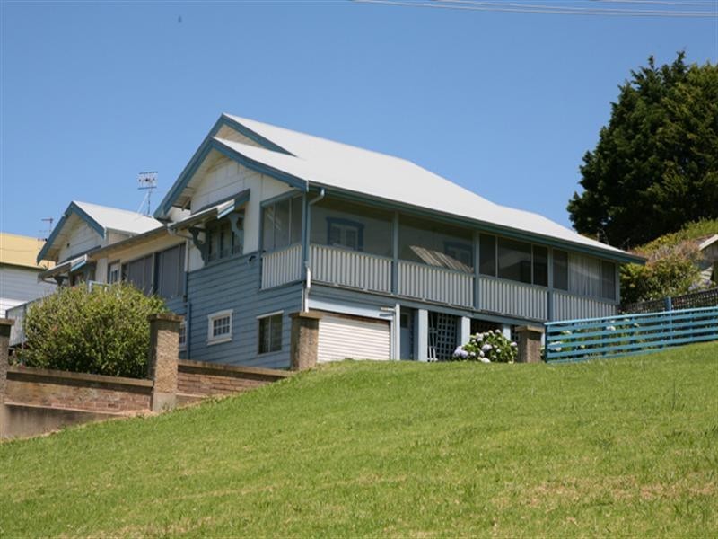 5 Noorooma Crescent, Narooma NSW 2546
