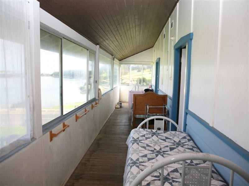 5 Noorooma Crescent, Narooma NSW 2546