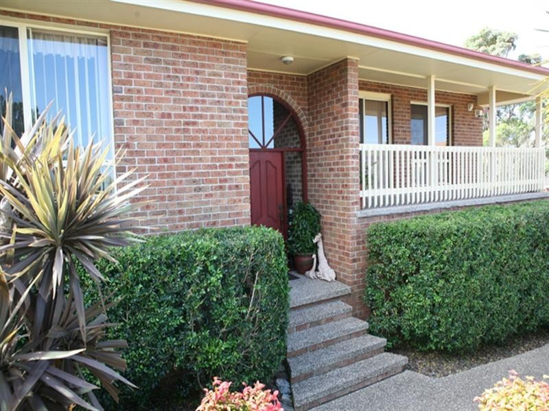 1 Dawn Parade, Kianga NSW 2546