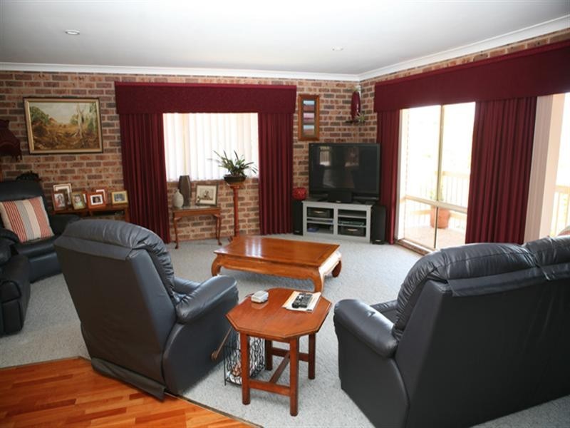 1 Dawn Parade, Kianga NSW 2546