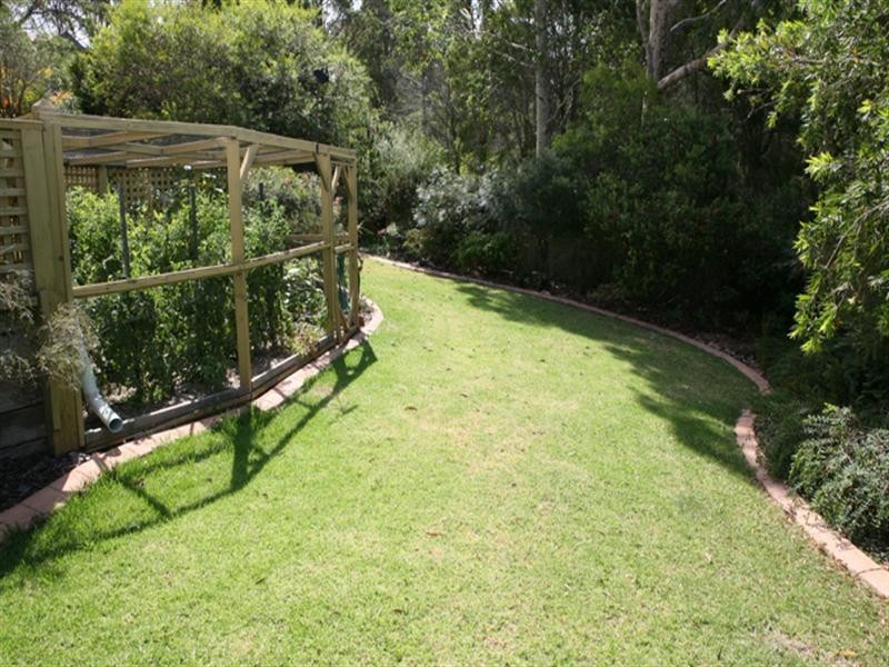 1 Dawn Parade, Kianga NSW 2546