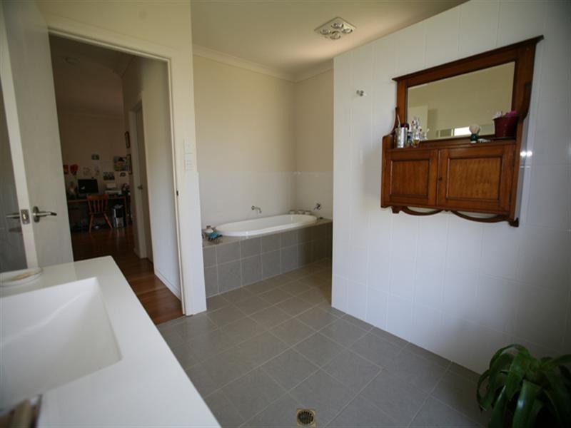 274 Bodalla Park Drive, Bodalla NSW 2545