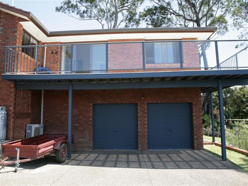 19 Warbler Crescent, North Narooma NSW 2546