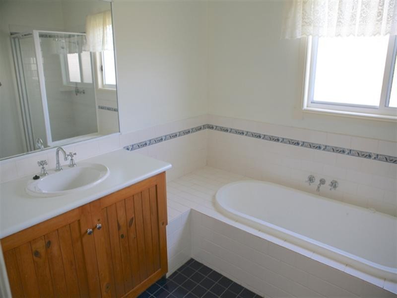 253 Bodalla Park Drive, Bodalla NSW 2545