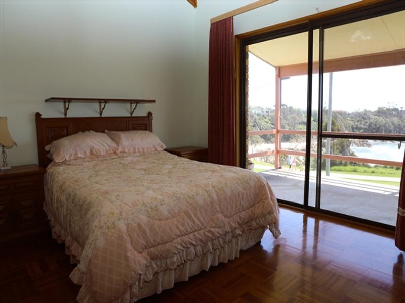 82 Ocean Parade, Dalmeny NSW 2546