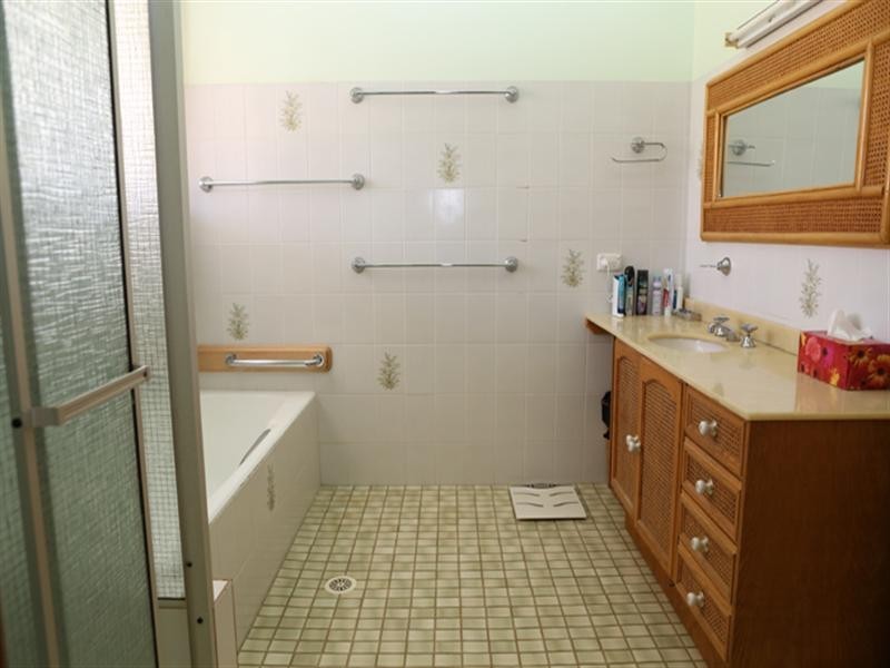 82 Ocean Parade, Dalmeny NSW 2546