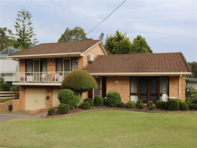41 Attunga Street, Dalmeny NSW 2546