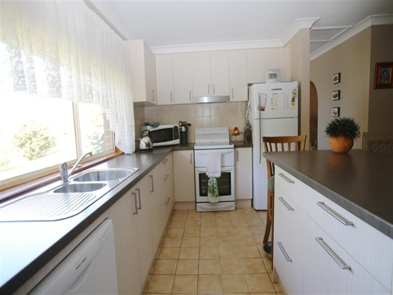 41 Attunga Street, Dalmeny NSW 2546