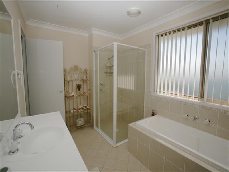 64 Old Highway, Narooma NSW 2546