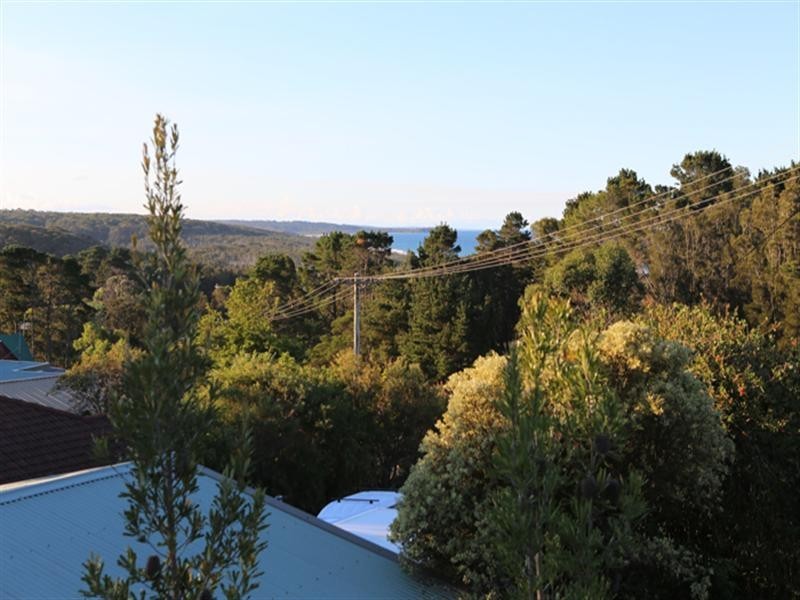 21 Thomson Parade, Dalmeny NSW 2546