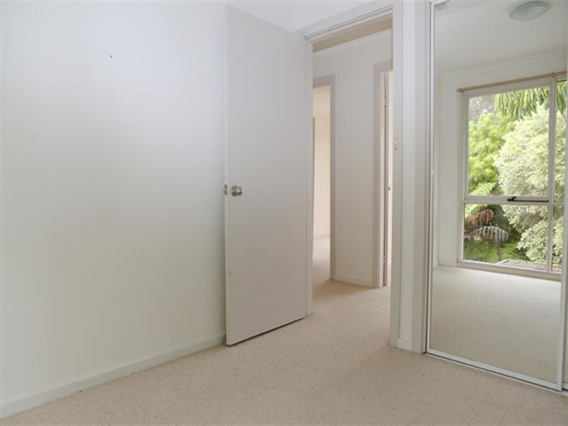 21 Thomson Parade, Dalmeny NSW 2546