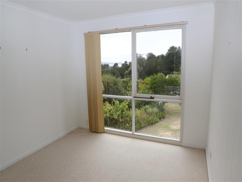 21 Thomson Parade, Dalmeny NSW 2546