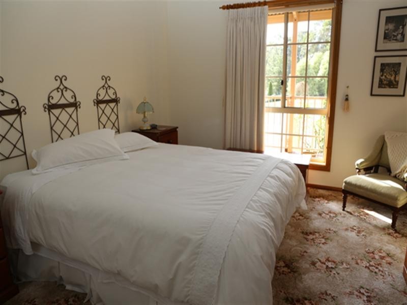 18 Kingfisher Place, Bodalla NSW 2545