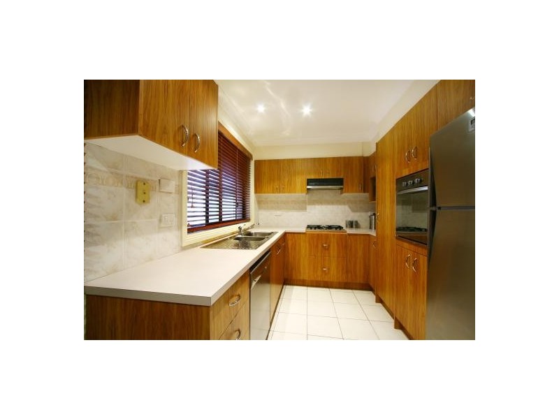 7 Hayes Avenue, Mount Warrigal NSW 2528