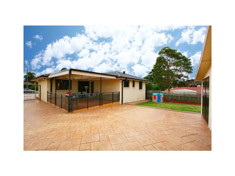 7 Hayes Avenue, Mount Warrigal NSW 2528