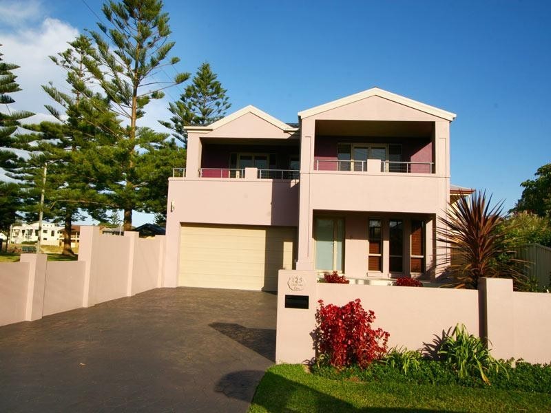 125 Little Lake Crescent, Warilla NSW 2528