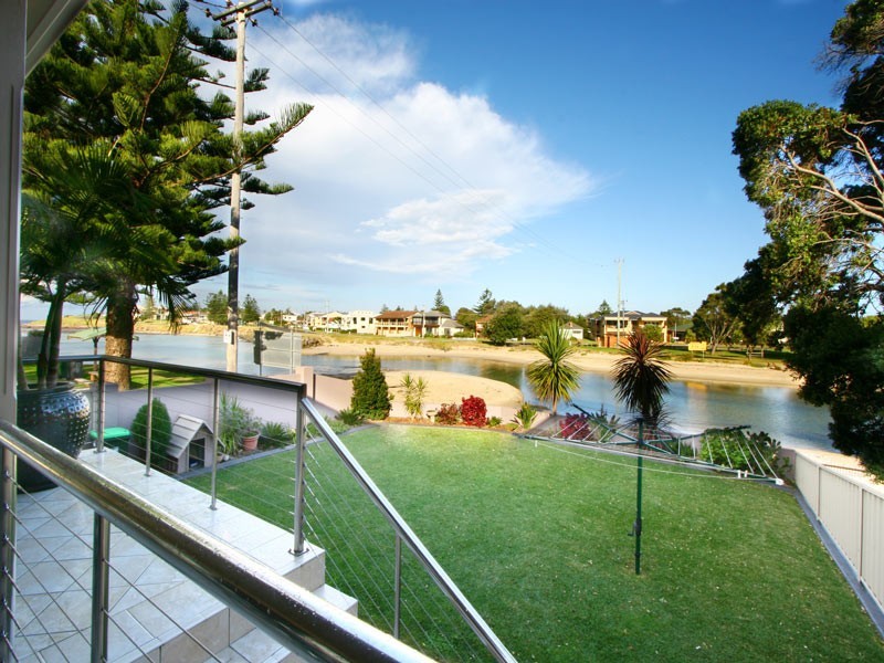 125 Little Lake Crescent, Warilla NSW 2528