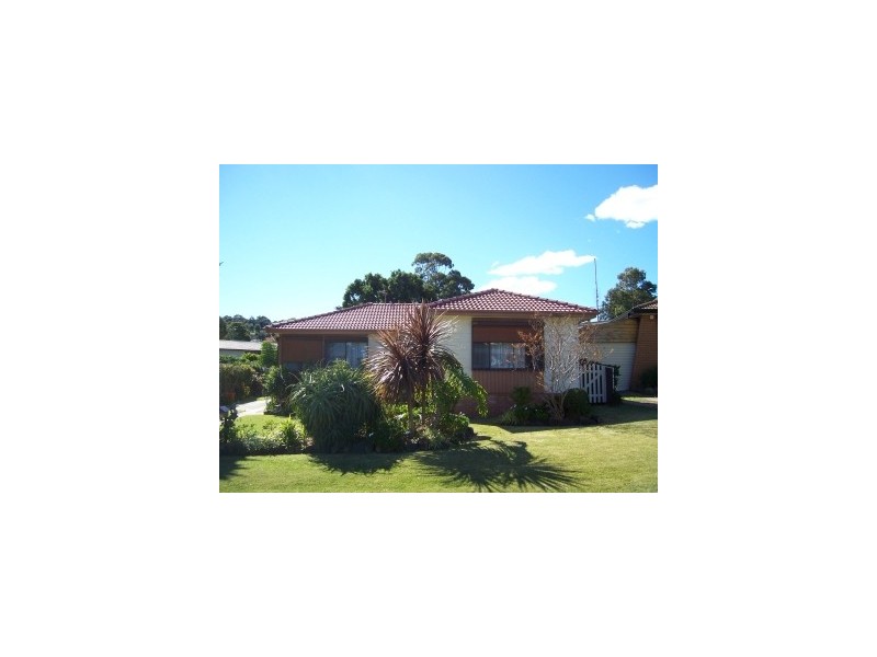 68 Madigan Boulevard, Mount Warrigal NSW 2528