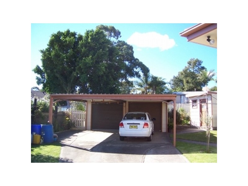 68 Madigan Boulevard, Mount Warrigal NSW 2528