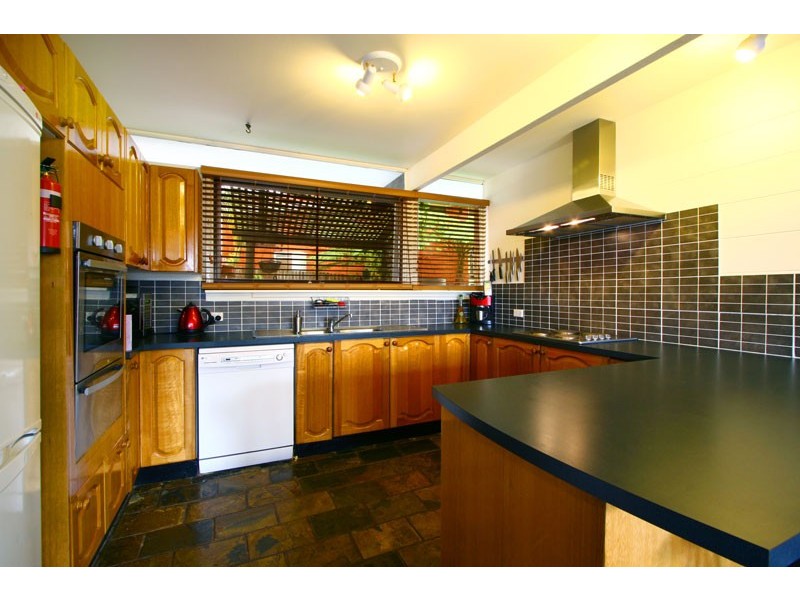 66 Strata Avenue, Barrack Heights NSW 2528