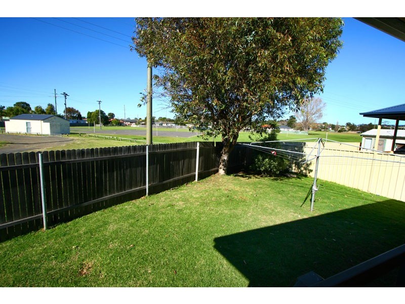 52 Landy Drive, Mount Warrigal NSW 2528