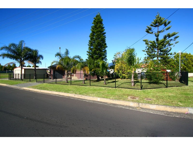 52 Landy Drive, Mount Warrigal NSW 2528