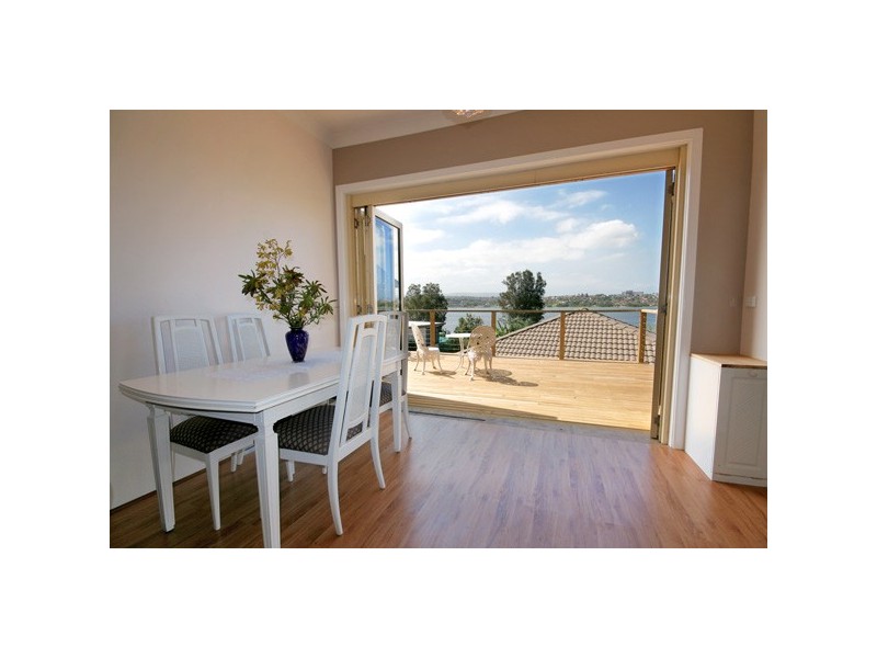 124 Lakeview Parade, Primbee NSW 2502