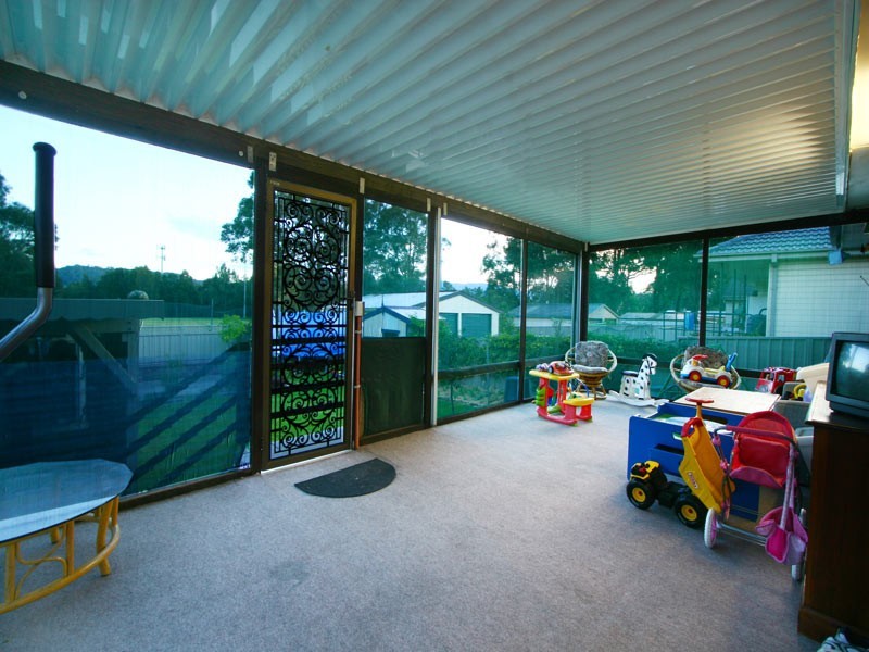 127 Fisher Street, Oak Flats NSW 2529