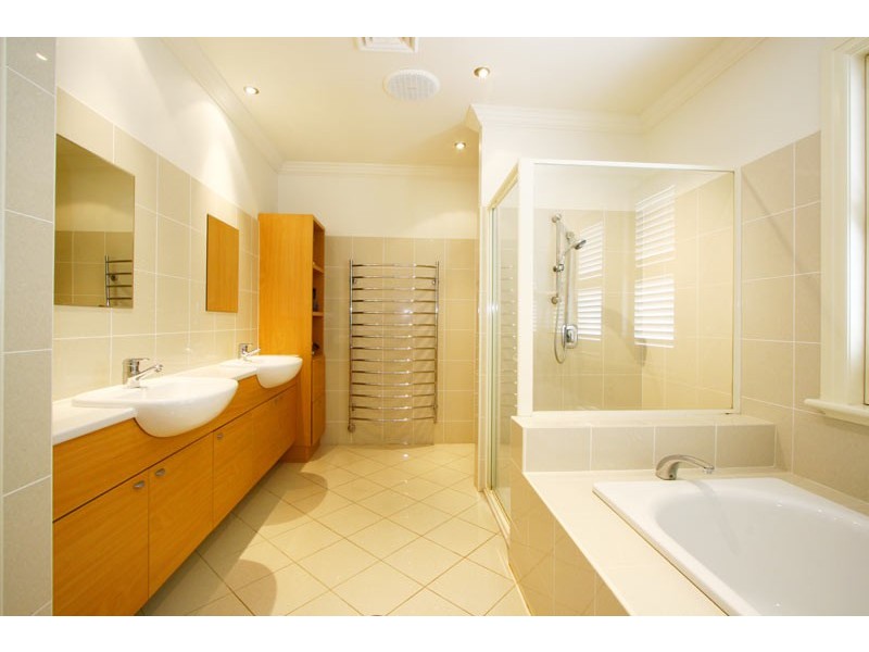 14 Wollongong Street, Shellharbour NSW 2529