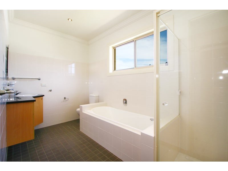 14 Wollongong Street, Shellharbour NSW 2529