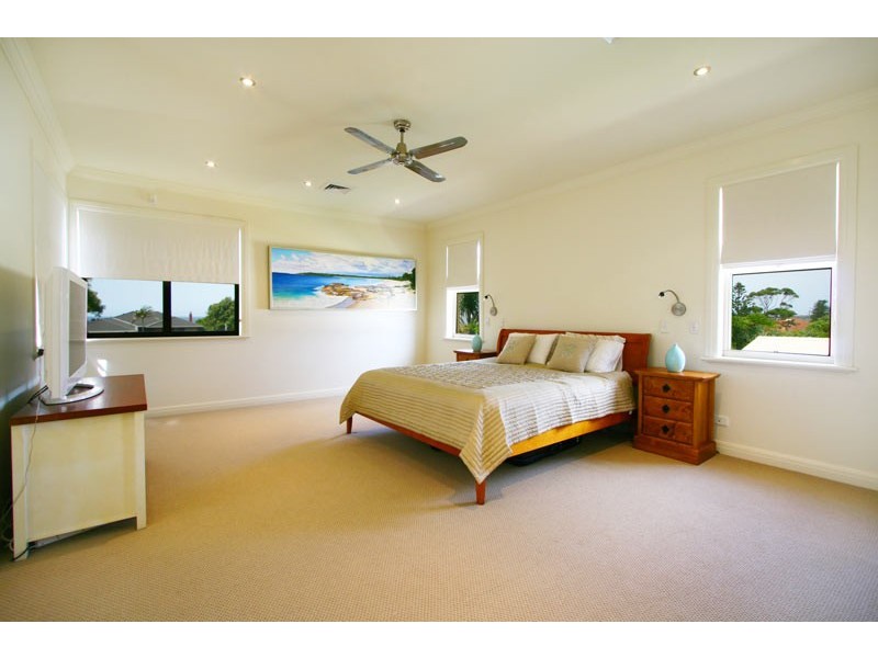 14 Wollongong Street, Shellharbour NSW 2529