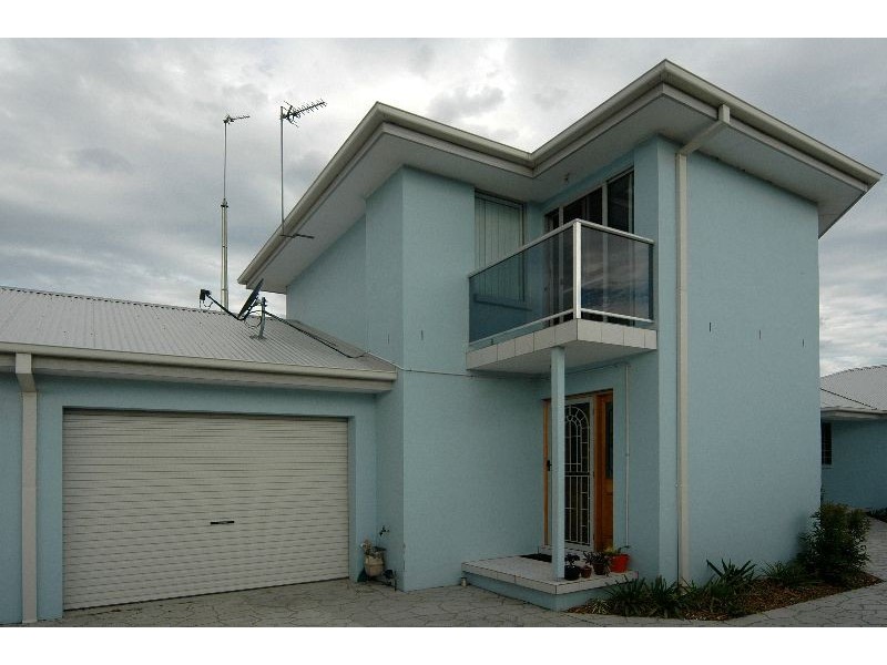 39 Terry Avenue, Warilla NSW 2528