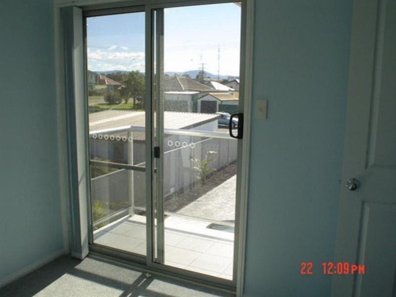 39 Terry Avenue, Warilla NSW 2528