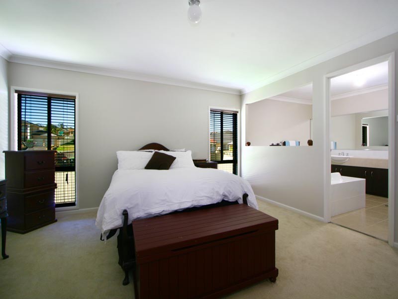 31 Burrinjuck Avenue, Flinders NSW 2529