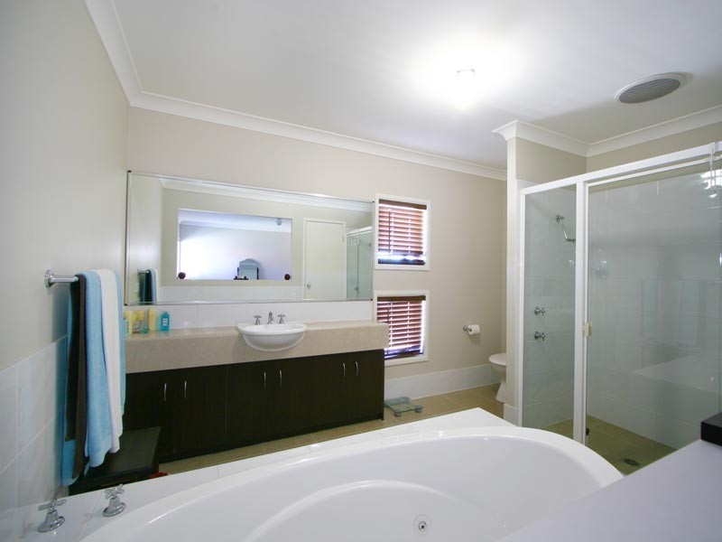 31 Burrinjuck Avenue, Flinders NSW 2529