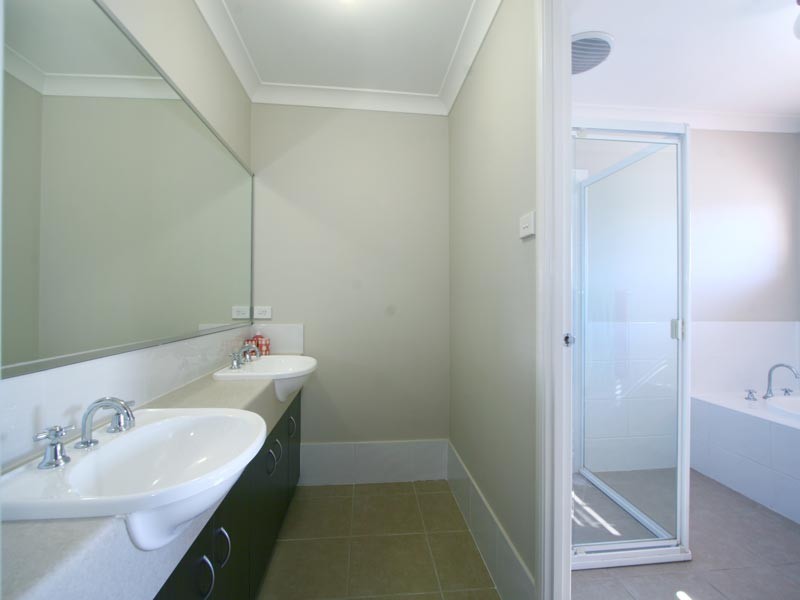 31 Burrinjuck Avenue, Flinders NSW 2529