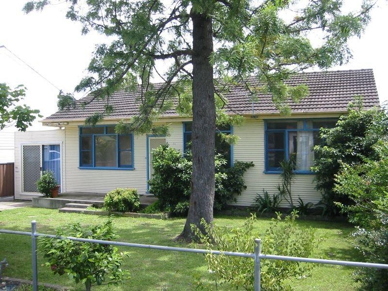 35 Horsley Road, Oak Flats NSW 2529